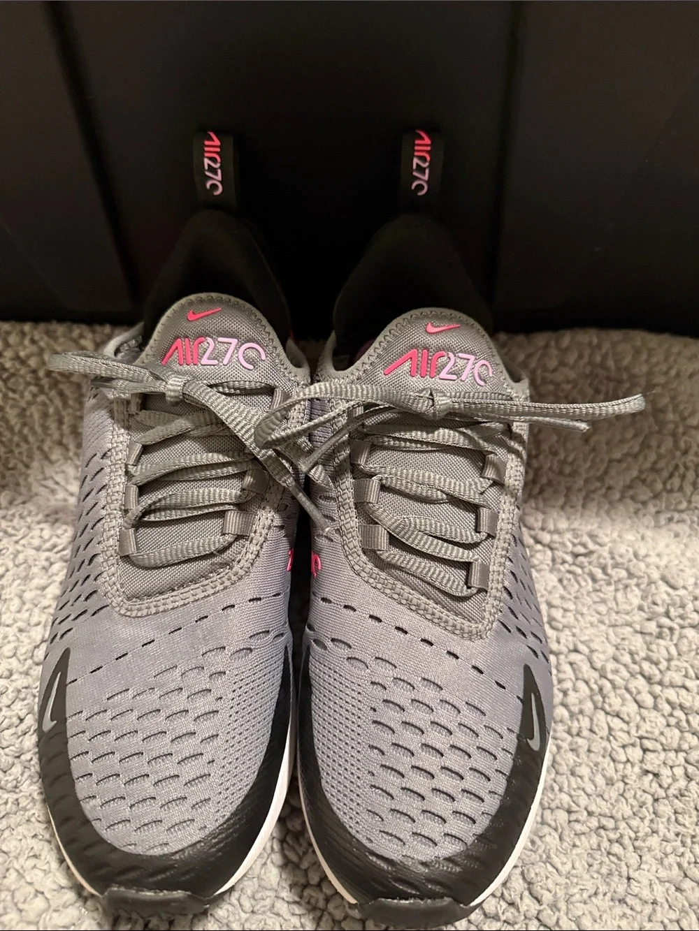 Nike 270 Women's Gray and Pink Air-cushioned Sneakers
